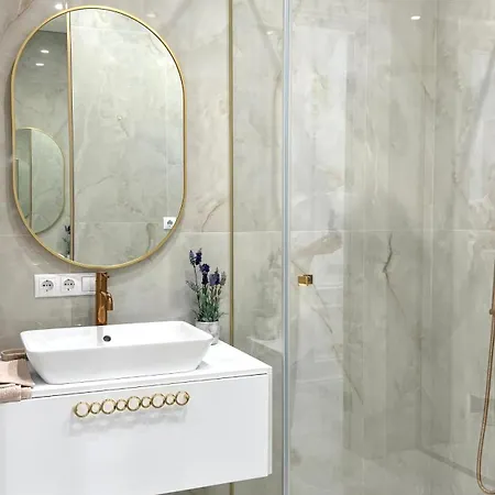 белоснежная White Elegance