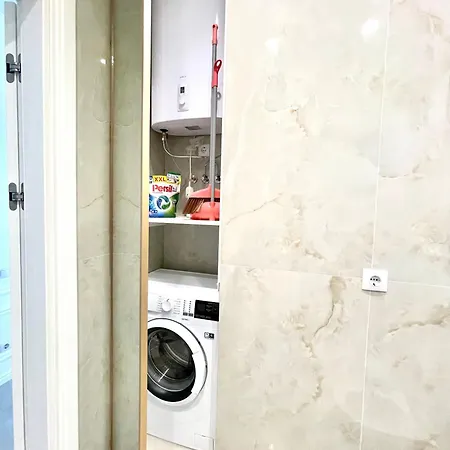 белоснежная White Elegance Appartamento Odessa