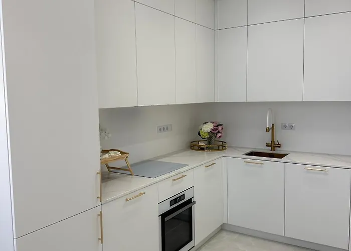 белоснежная White Elegance