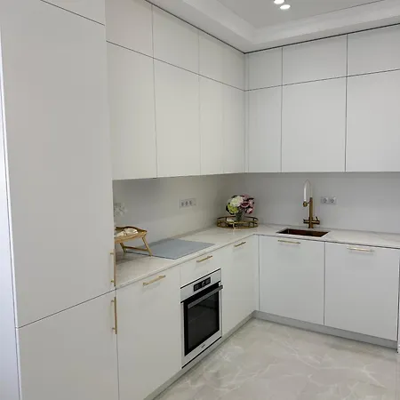 белоснежная White Elegance