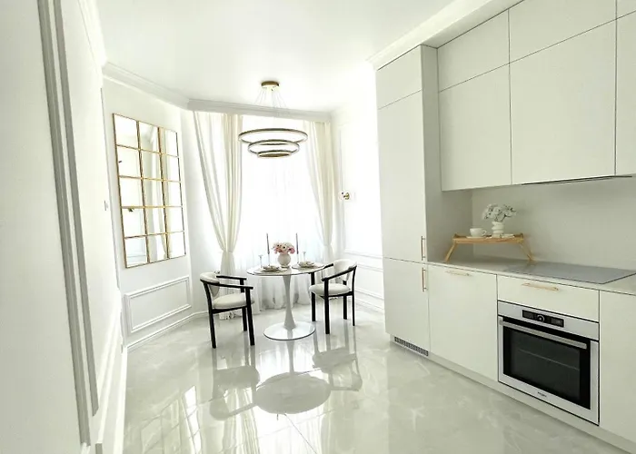 белоснежная White Elegance *